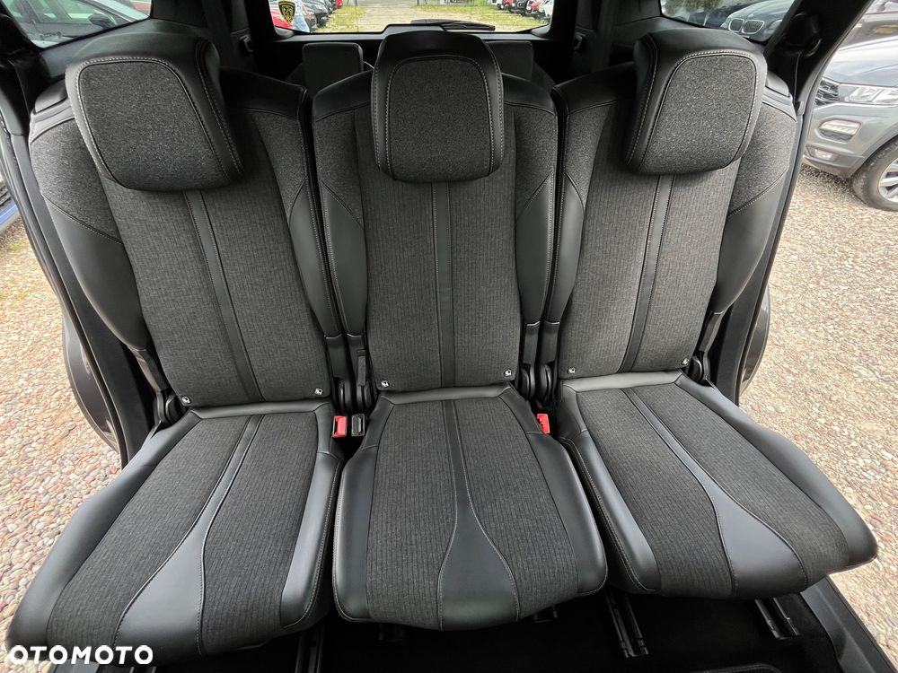 Peugeot 5008 - 25