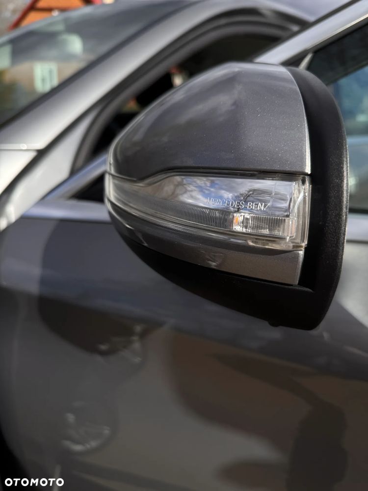 Mercedes-Benz Klasa C 180 7G-TRONIC Exclusive - 12