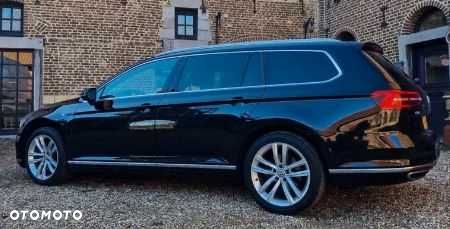 Volkswagen Passat - 2