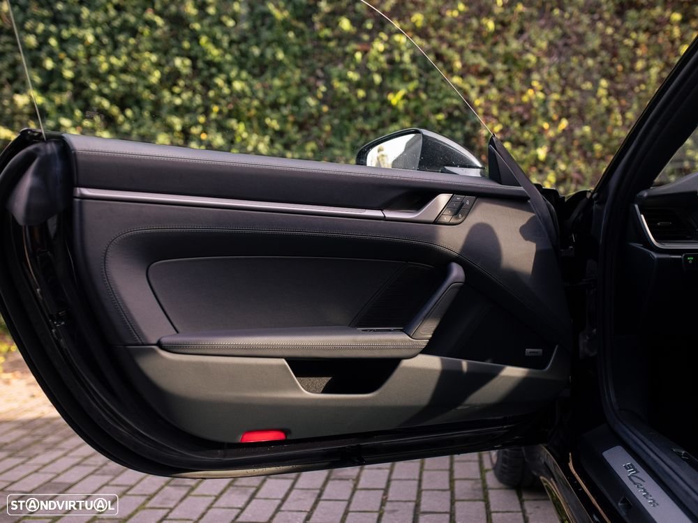 Porsche 911 (992) - 33