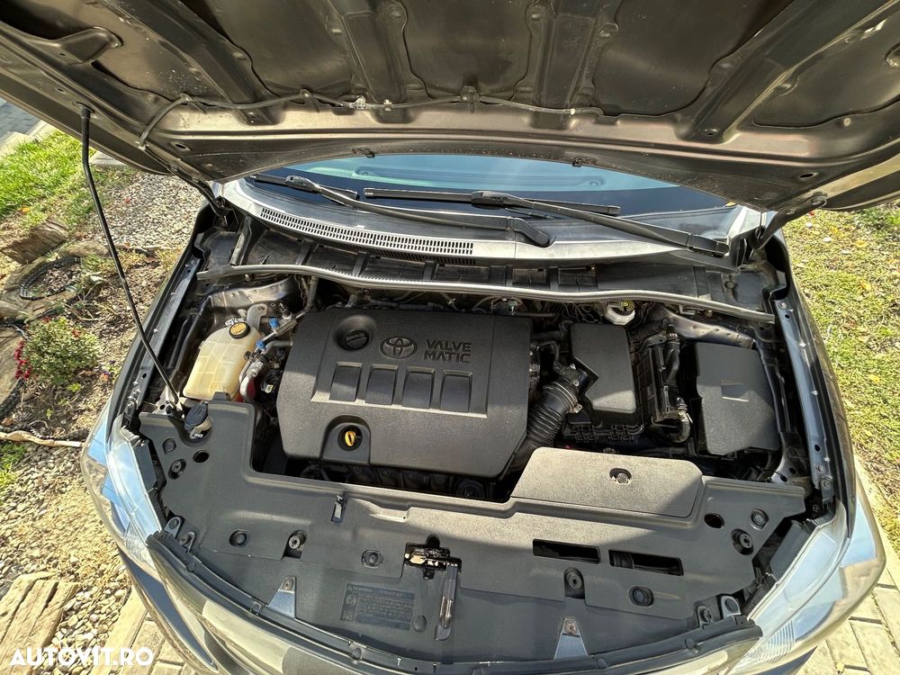 Toyota Corolla - 9