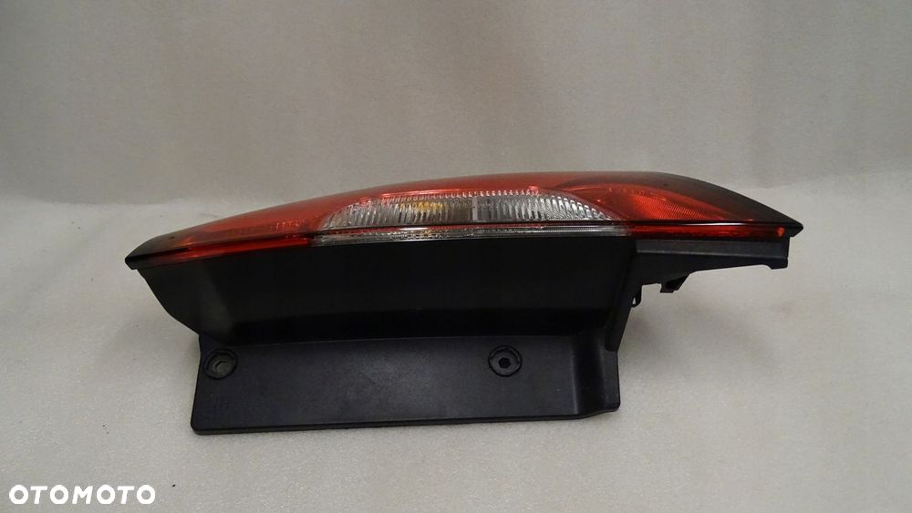 MERCEDES CITAN II W420 - lampa tylna prawa - 4