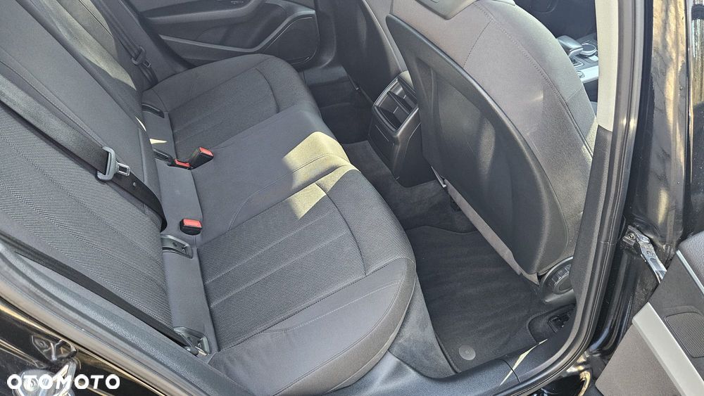 Audi A4 Limousine 1.4 TFSI S tronic - 11