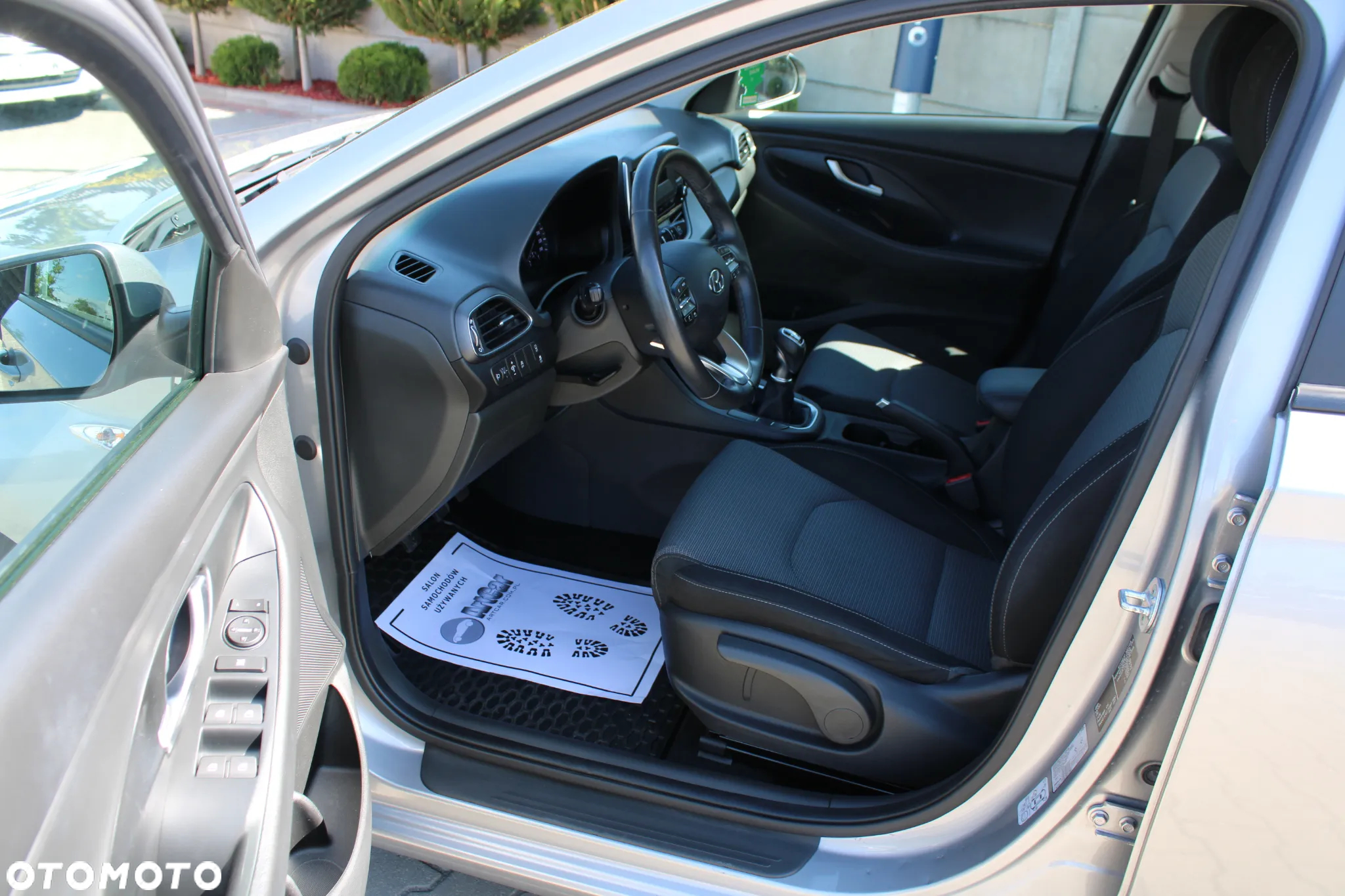 Hyundai i30 1.5 DPI Classic + - 19