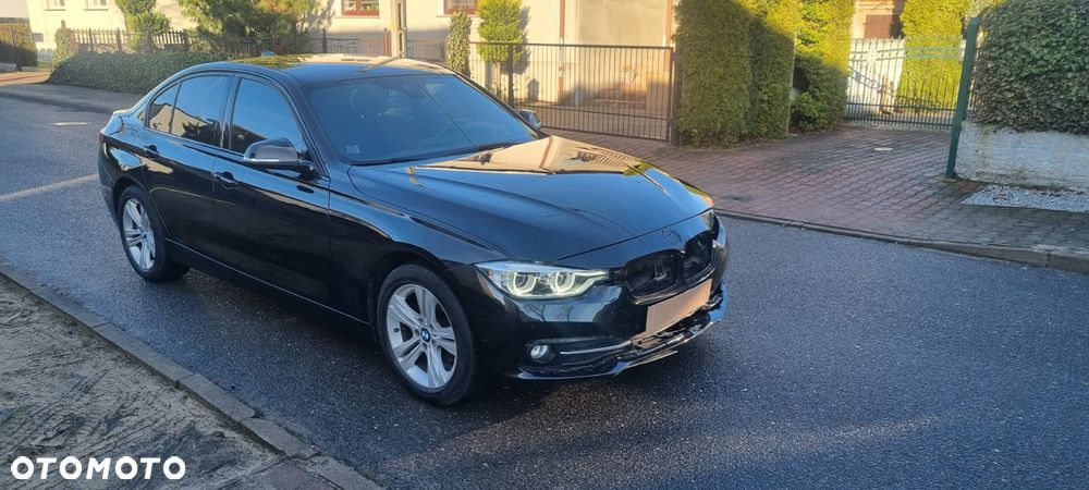 BMW Seria 3 320d xDrive Sport Line - 2