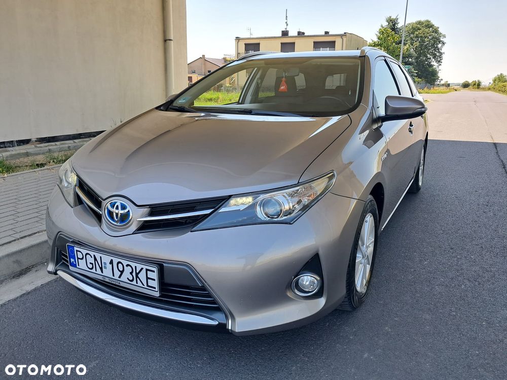 Toyota Auris - 2
