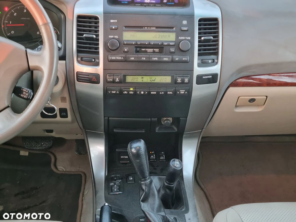 Toyota Land Cruiser 3.0 D Sol - 12