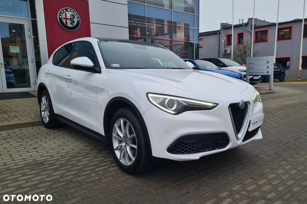 Alfa Romeo Stelvio 2.0 Turbo Executive Q4 - 3