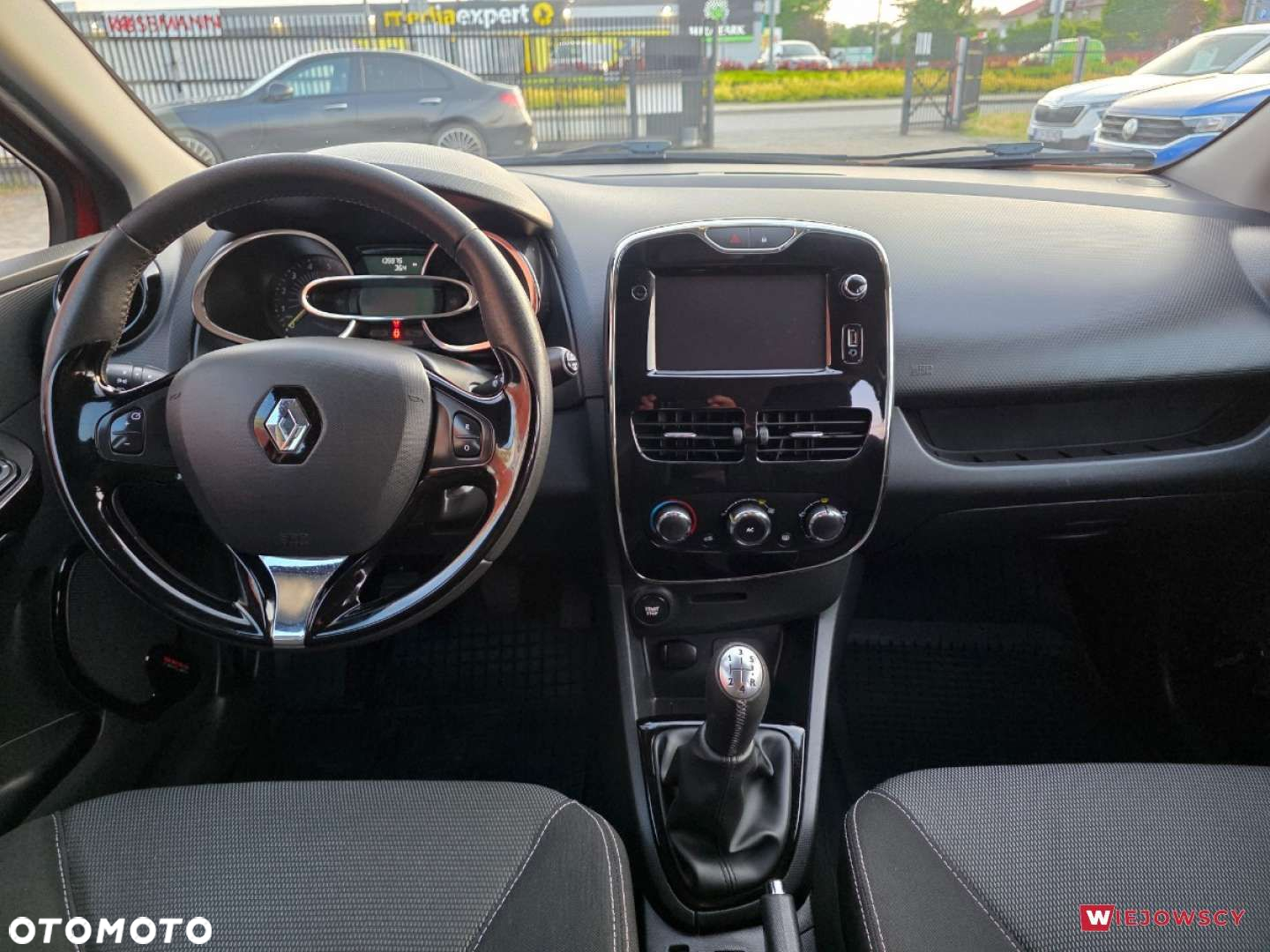Renault Clio - 15