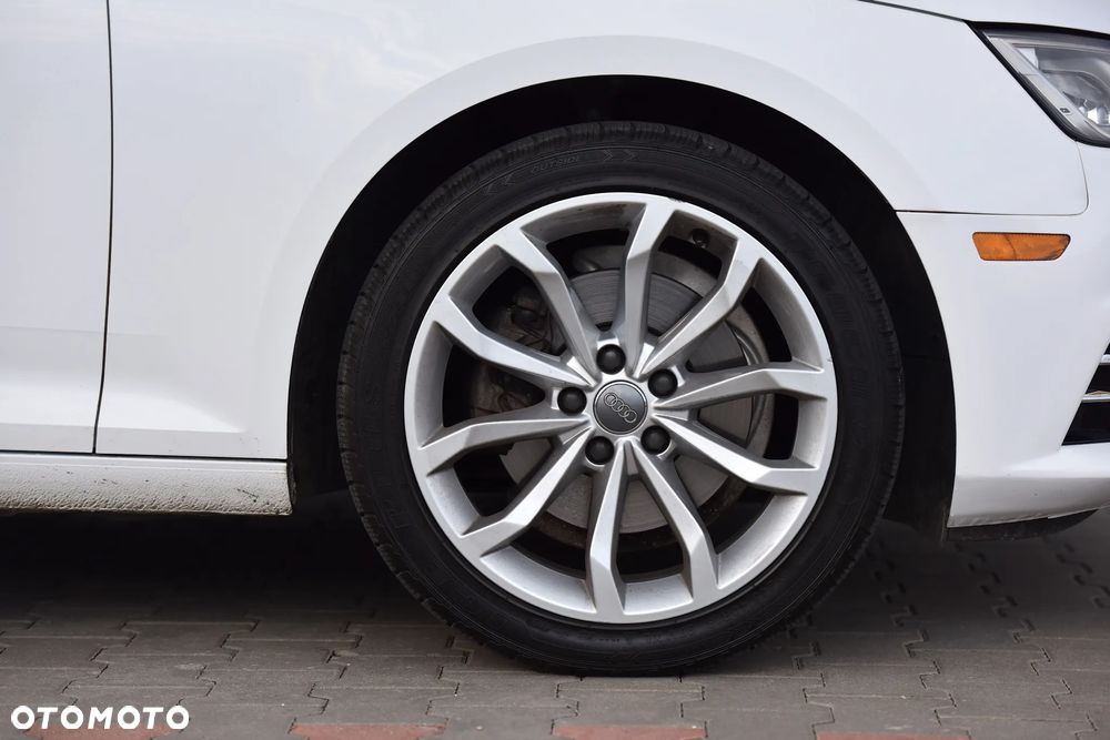 Audi A4 Limousine 2.0 TFSI ultra S tronic design - 6