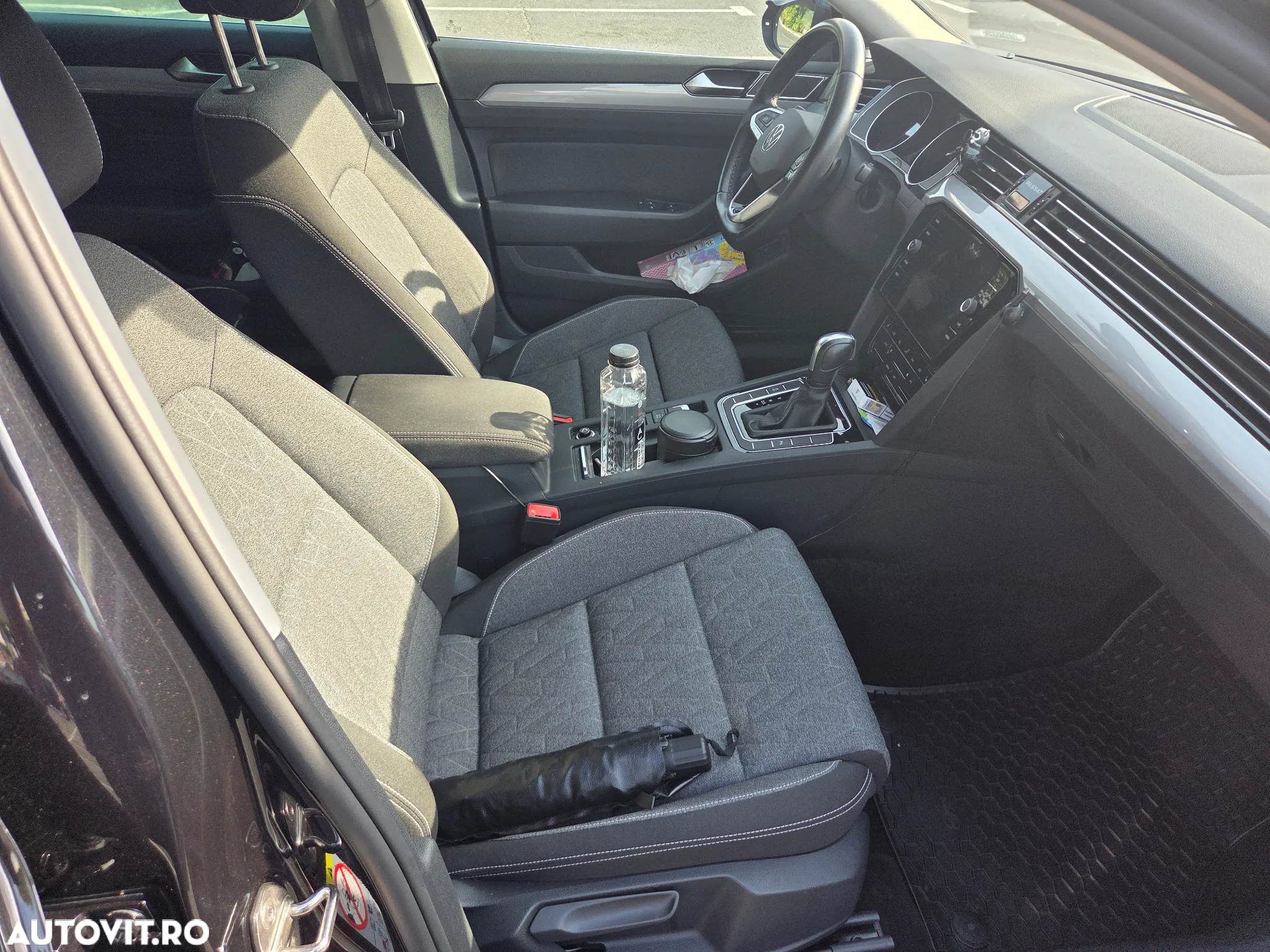Volkswagen Passat Variant 2.0 TDI DSG Advance - 11