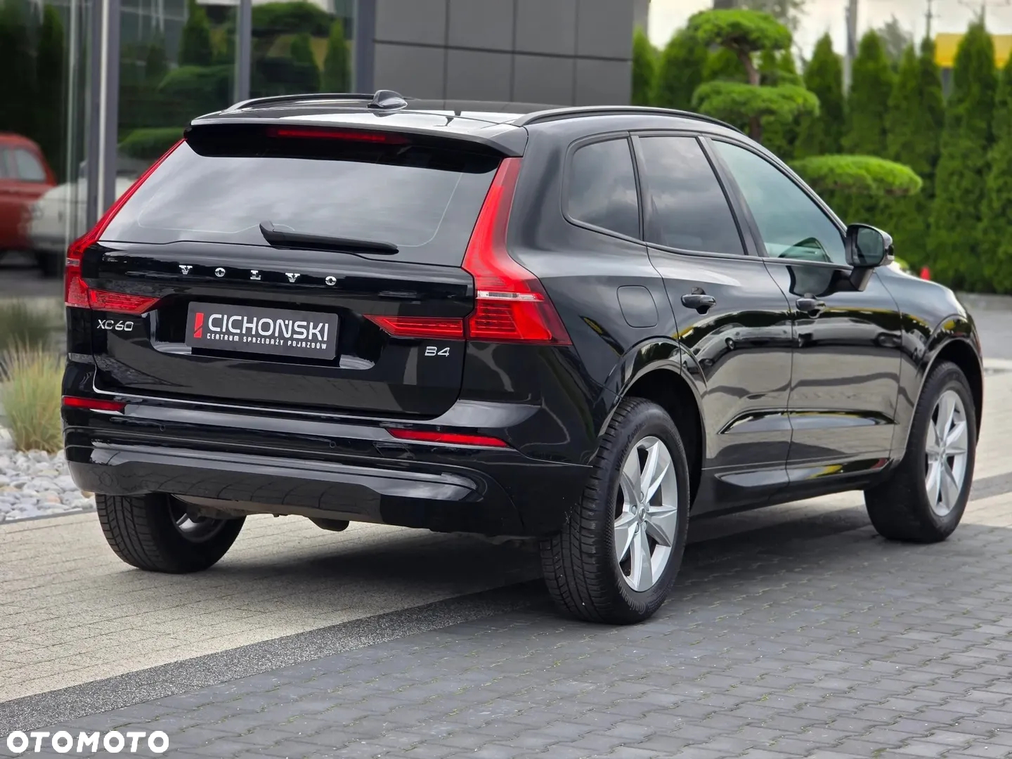 Volvo XC 60 D4 Momentum Pro - 7