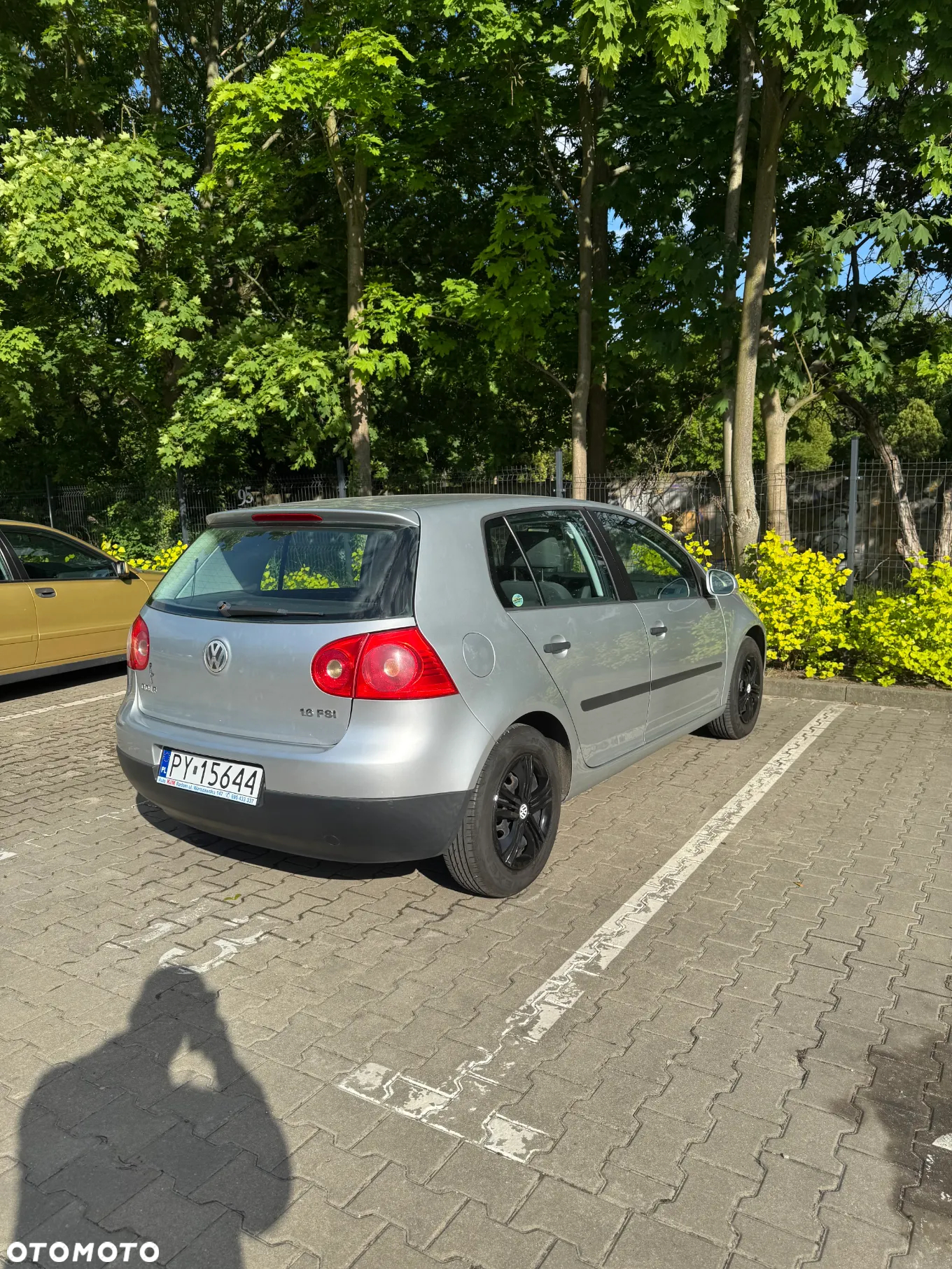 Volkswagen Golf V 1.6 FSI Trendline - 3
