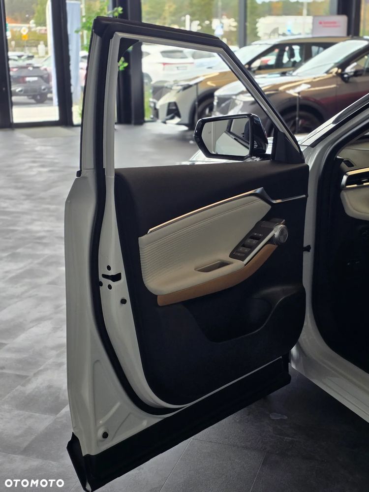 GAC Emkoo 2.0 HEV Luxury DHT - 13