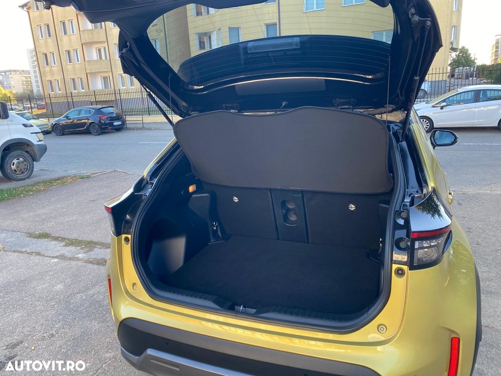 Toyota Yaris Cross - 13