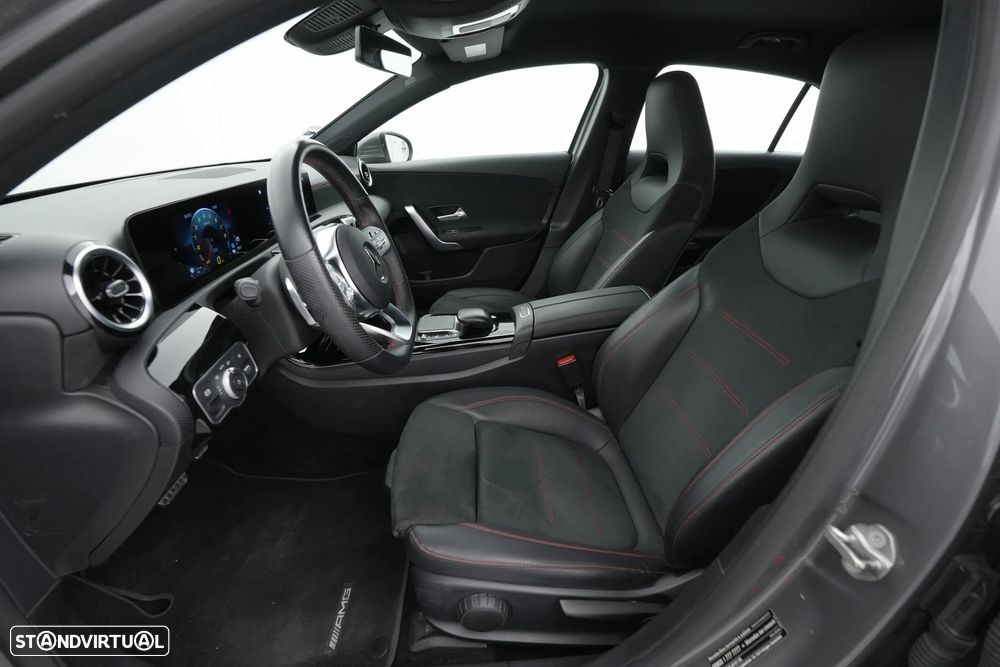 Mercedes-Benz A 250 e AMG Line - 14