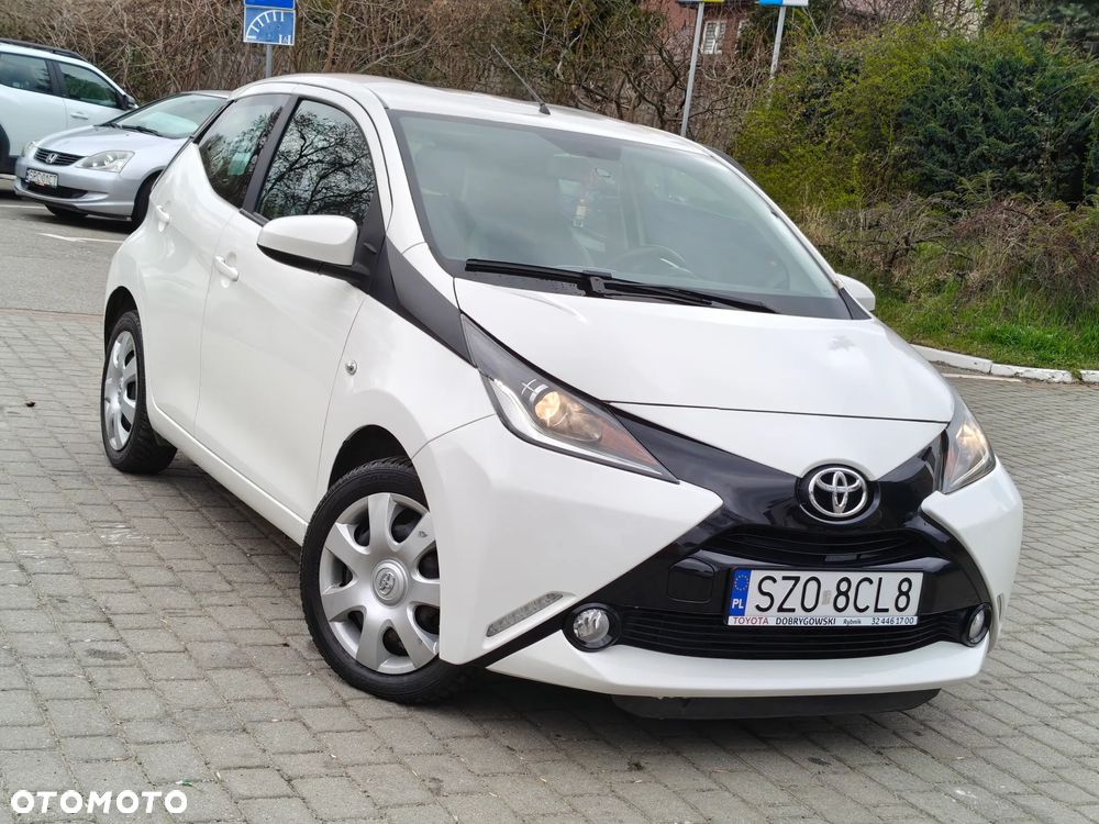 Toyota Aygo x-play touch - 19