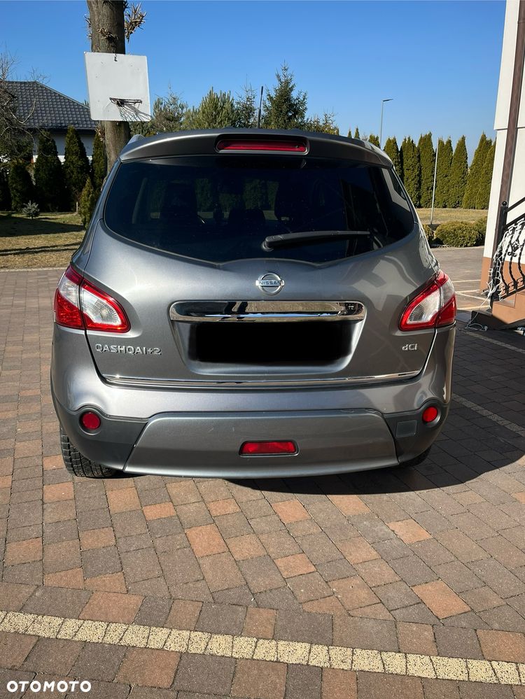 Nissan Qashqai+2 - 4