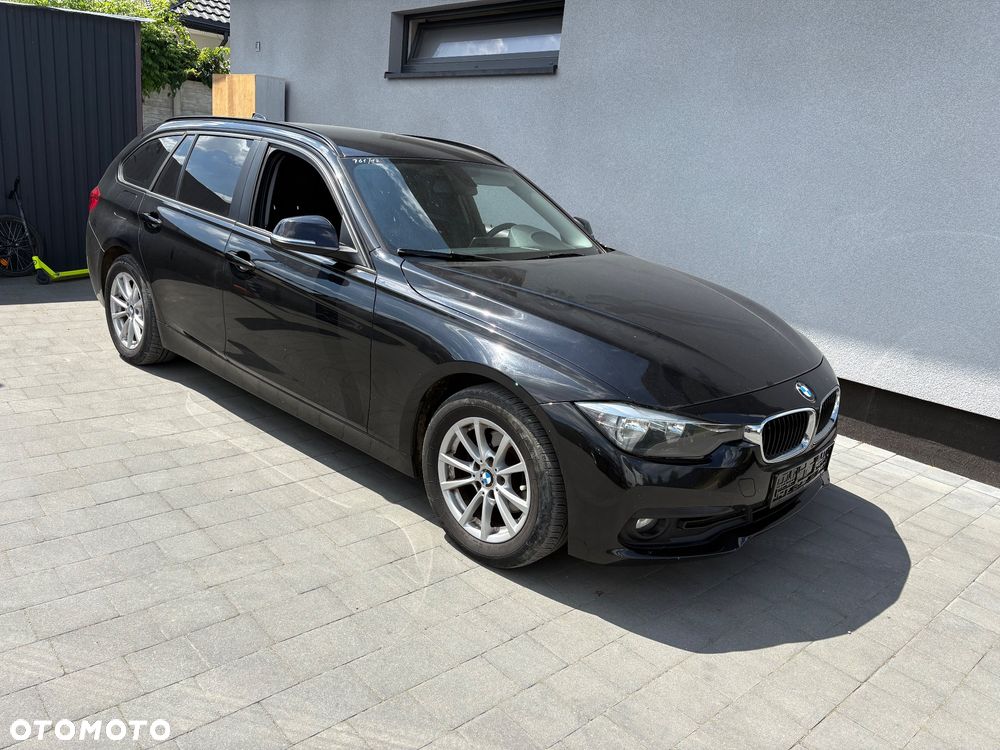 BMW Seria 3 316d - 19