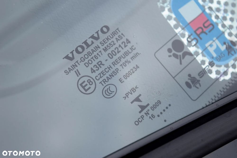 Volvo V60 Cross Country D3 Drive-E Summum - 17