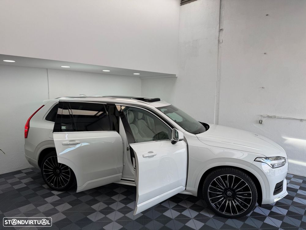 Volvo XC 90 2.0 B5 Momentum Plus AWD - 3