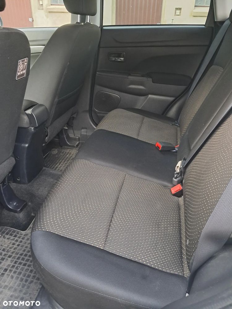 Mitsubishi ASX 1.6 Invite - 12