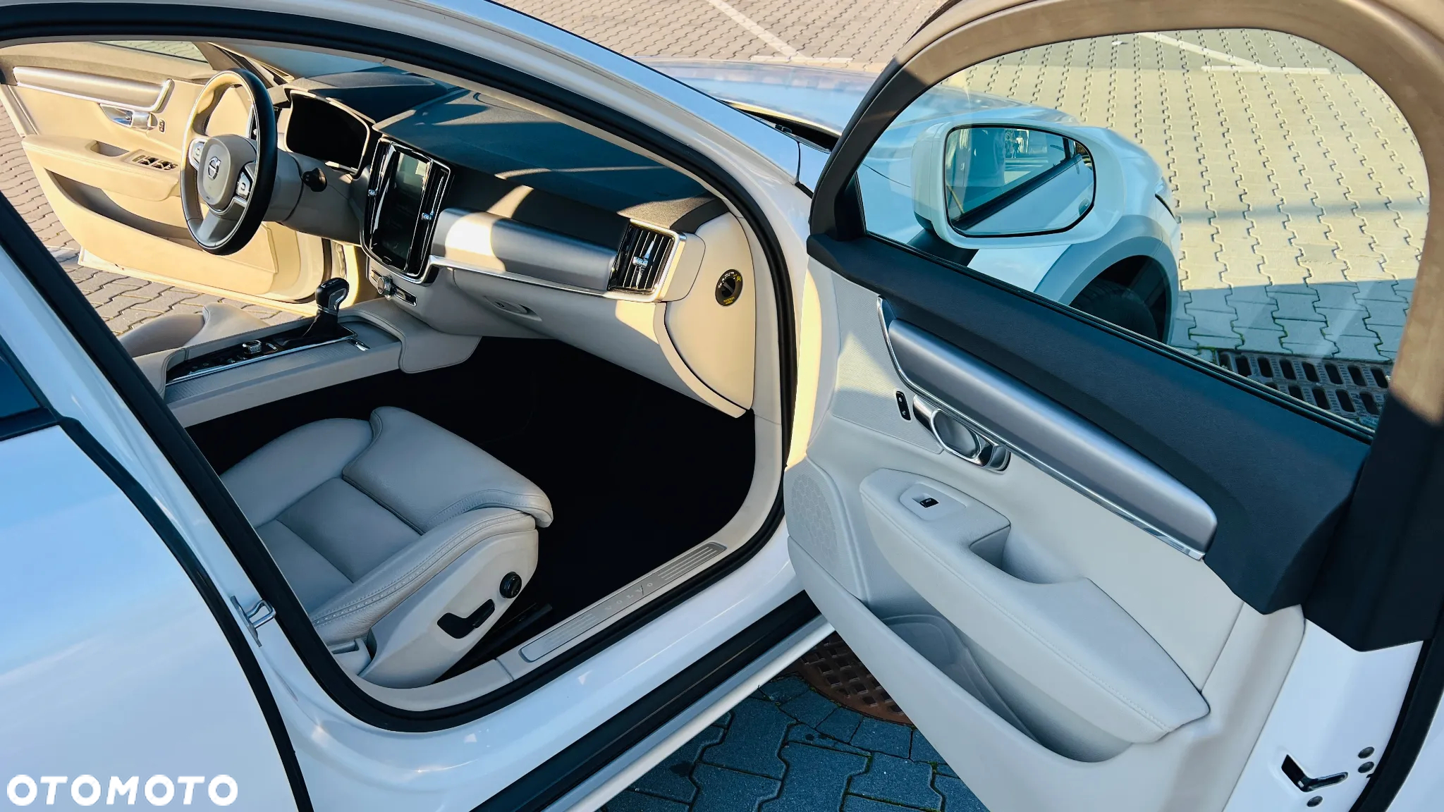Volvo V90 Cross Country D4 AWD - 8