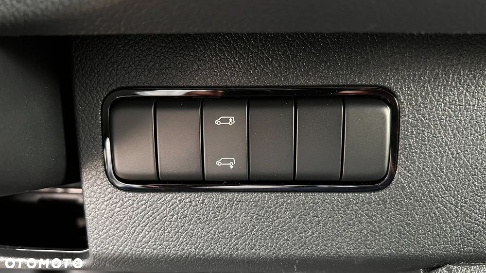 Mercedes-Benz Sprinter 419 CDI - 30