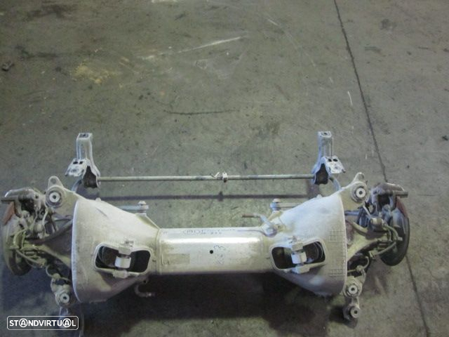 Charriot REF191 PEUGEOT 407 COUPE 2006 2.2 I TRAS - 2