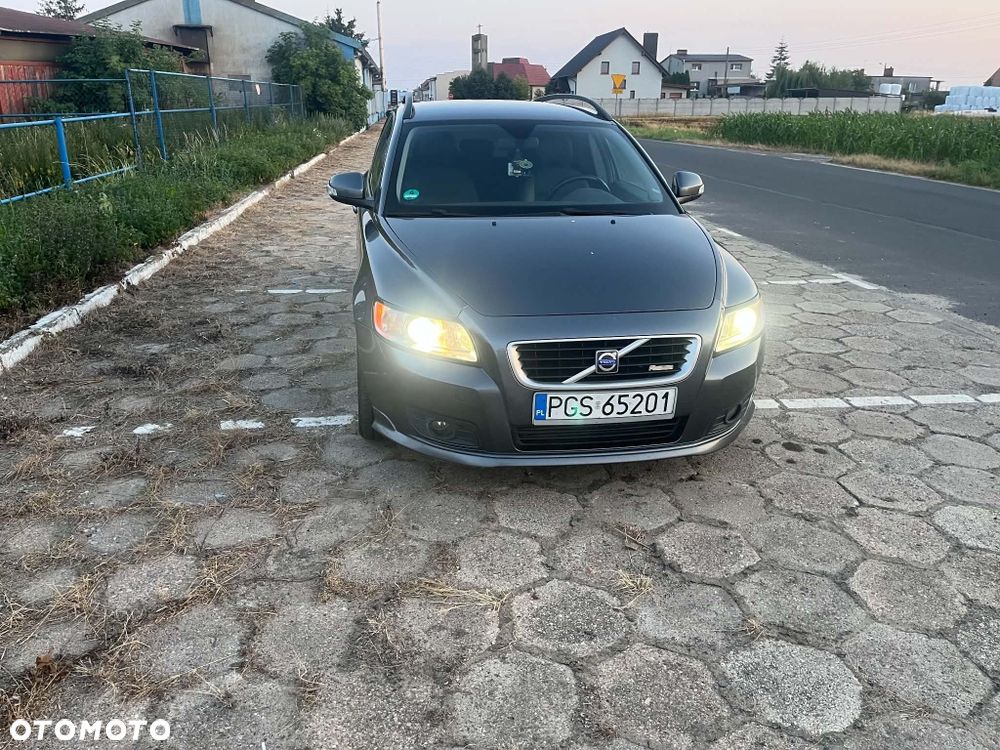 Volvo V50 - 1