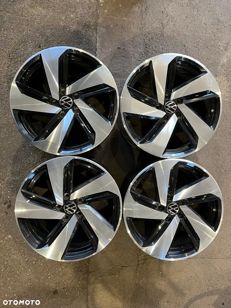 Felgi VW Golf 6 7 8 5x112 18 7,5J ET 49 5G0601025CN 4szt. - 3
