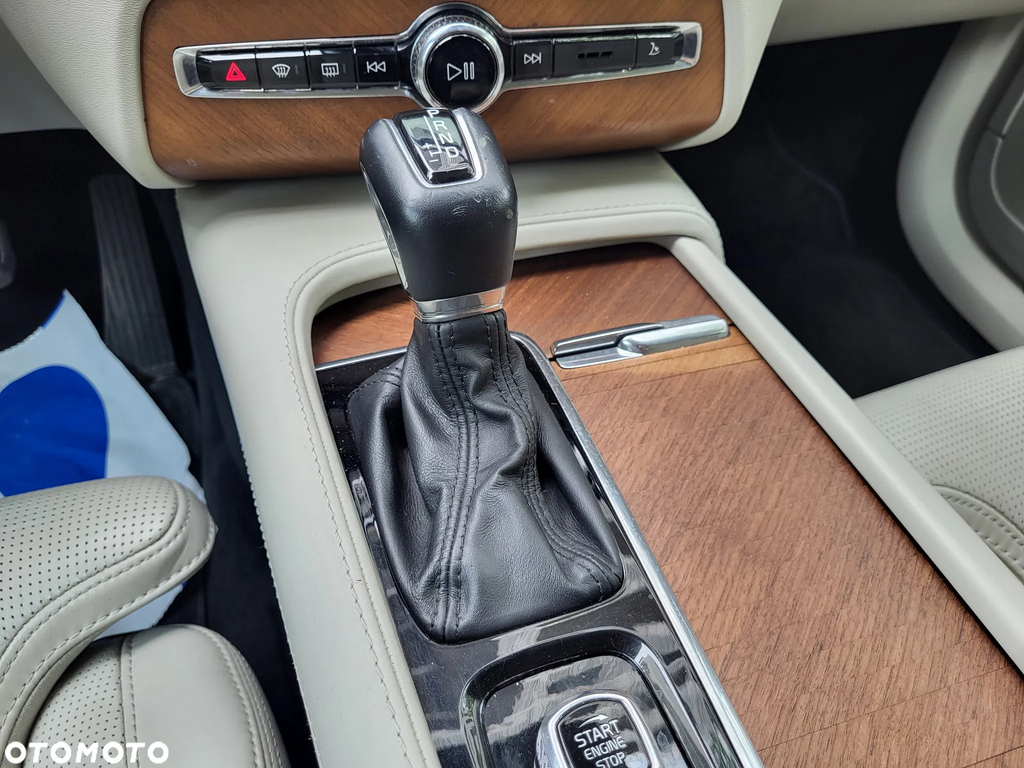 Volvo XC 90 D5 AWD Inscription 7os - 16