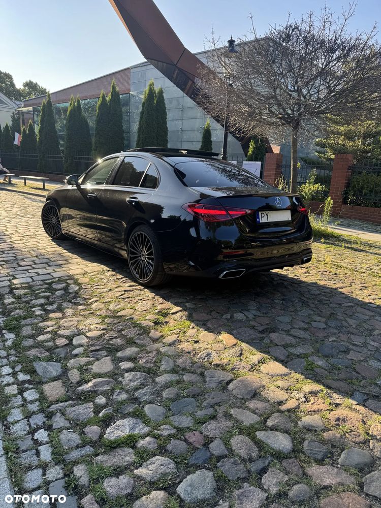 Mercedes-Benz Klasa C 180 9G-TRONIC AMG Line - 3