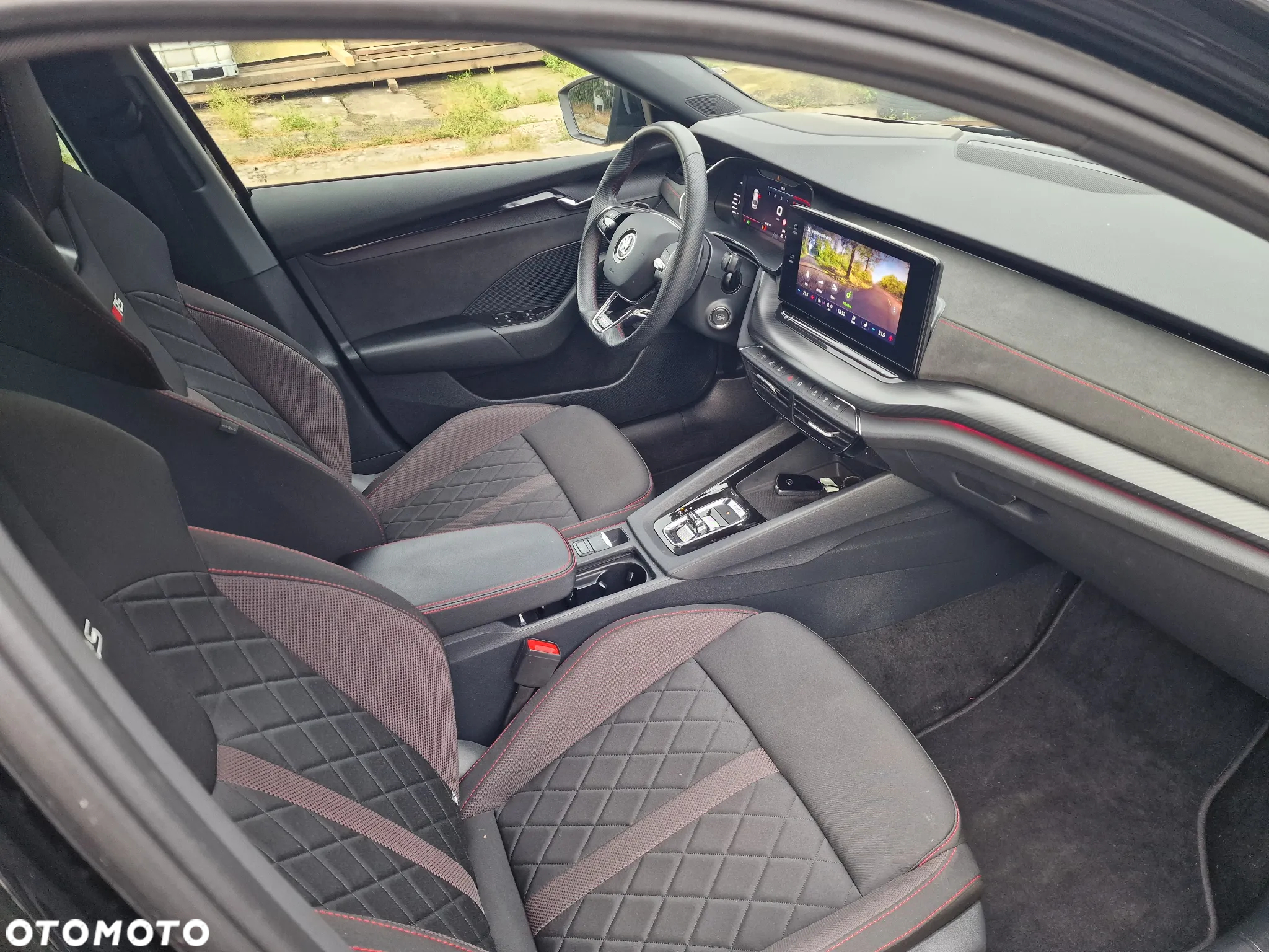 Skoda Octavia 2.0 TDI DSG 4x4 RS Plus - 17