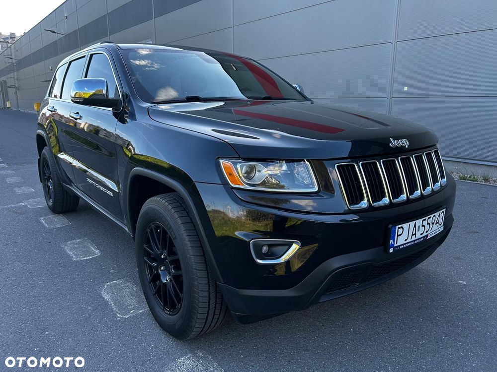 Jeep Grand Cherokee - 12
