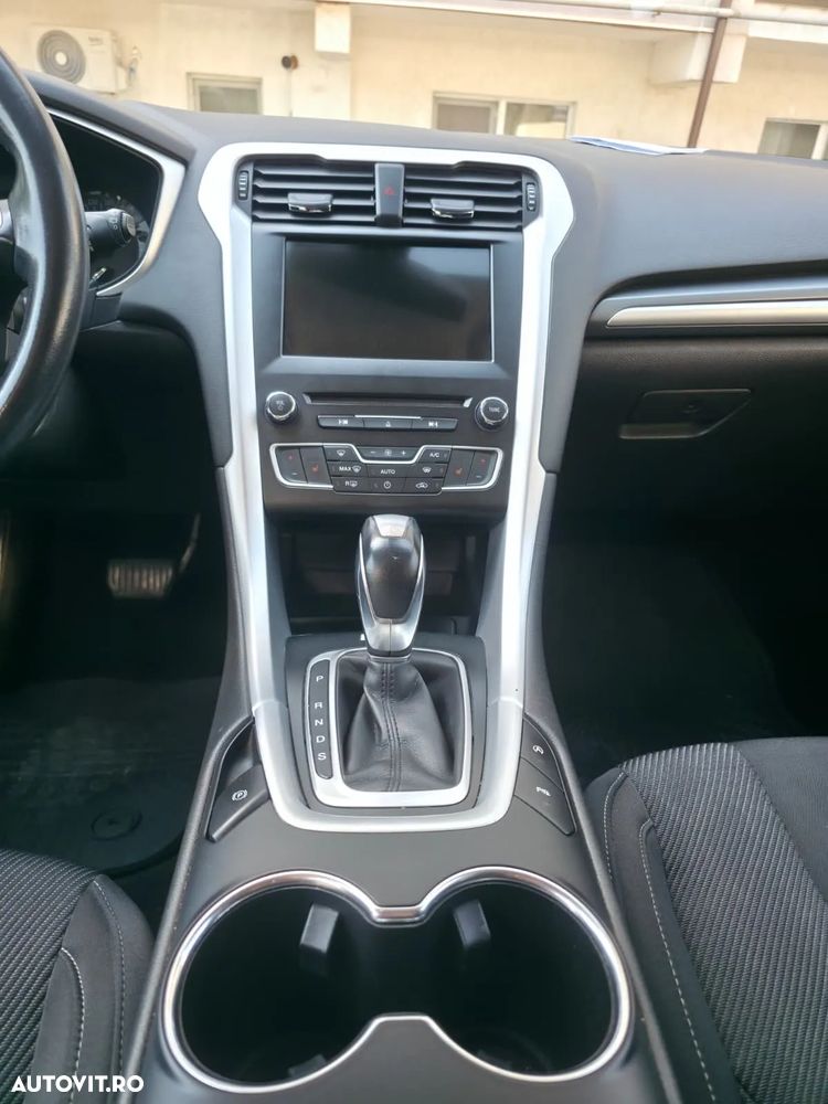 Ford Mondeo 2.0 TDCi Powershift AWD Titanium - 10