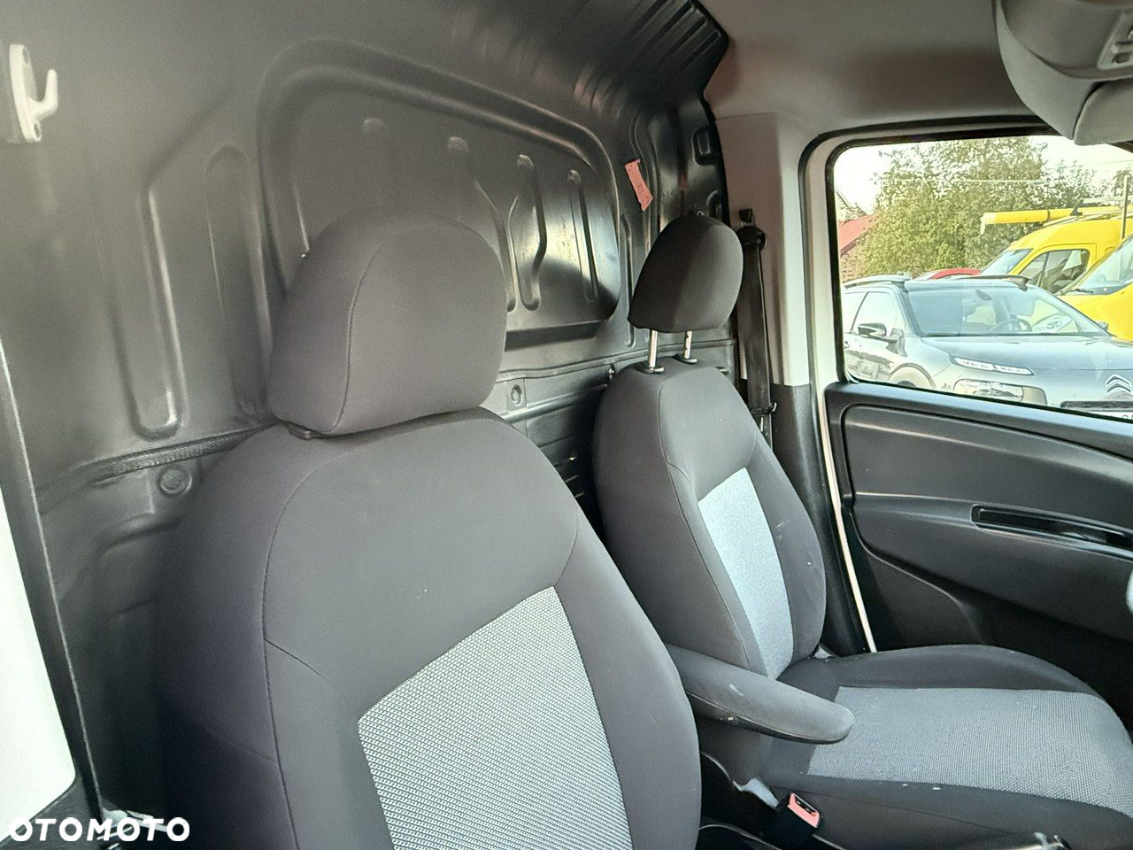 Fiat Doblo - 8