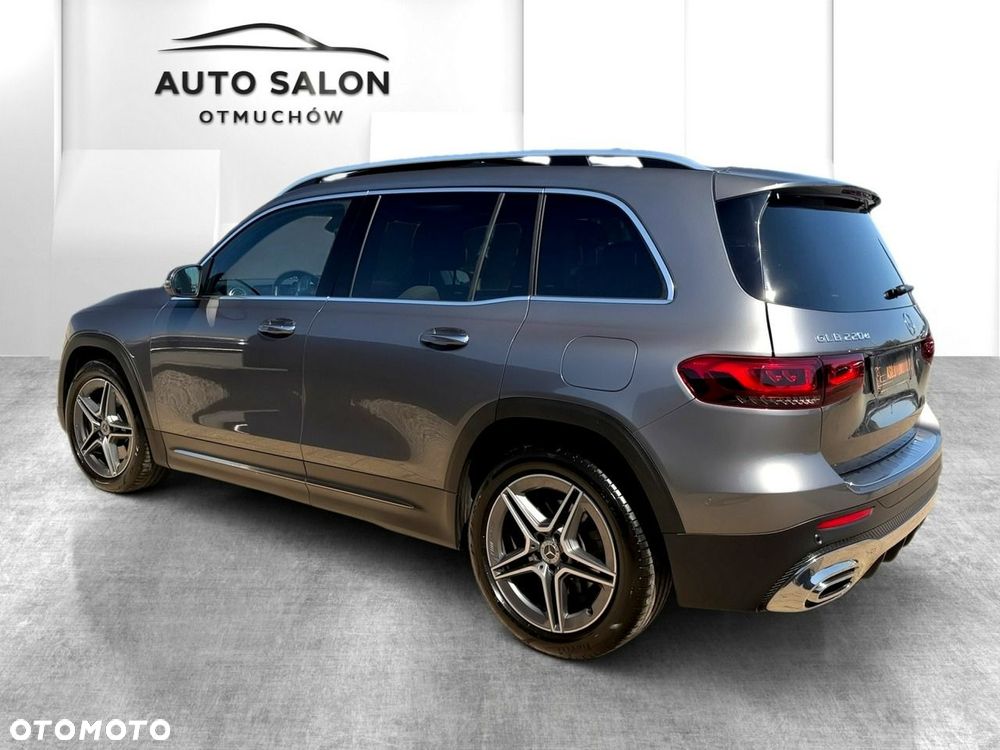 Mercedes-Benz GLB - 7