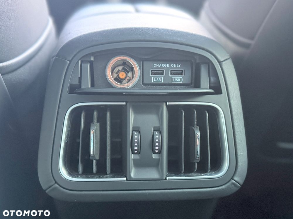 Maserati Levante Modena - 36