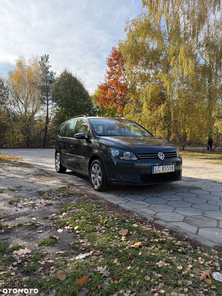 Volkswagen Touran - 3