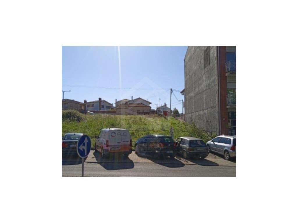 Moradia T4 em Albergaria-a-Velha - Grande imagem: 4/8