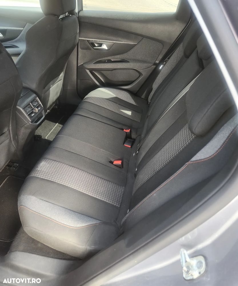 Peugeot 3008 1.5 BlueHDI 130 EAT8 Allure Pack - 14