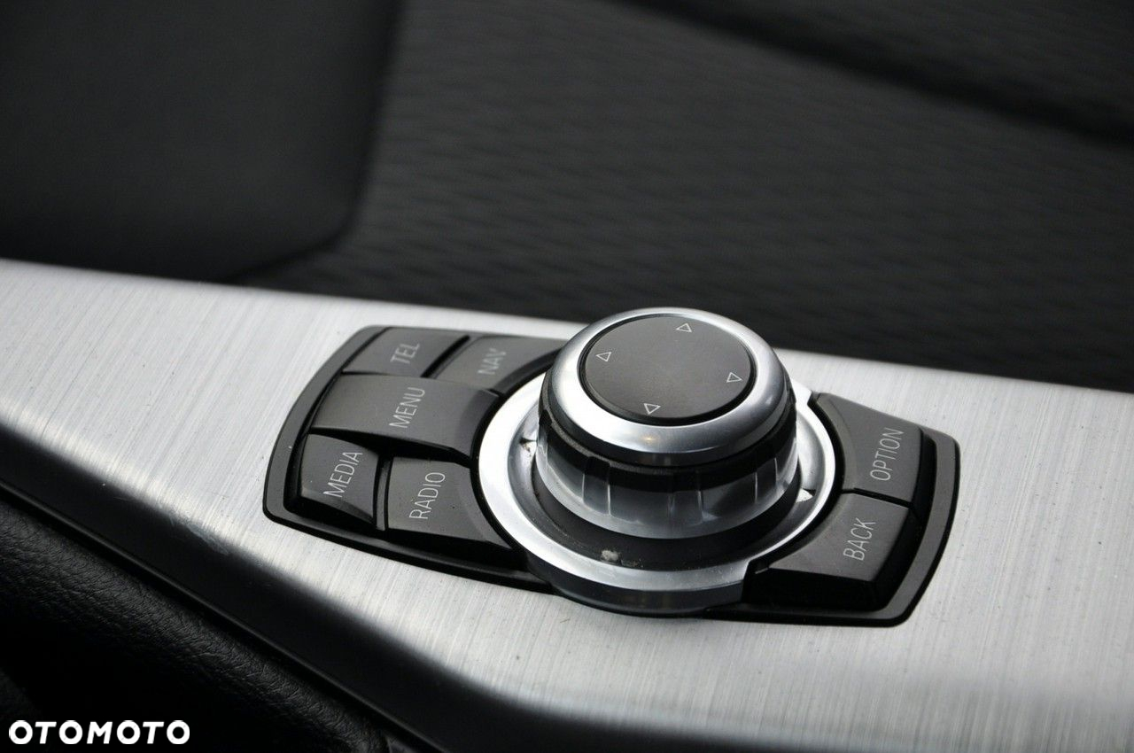 BMW Seria 1 118i Sport Line - 35