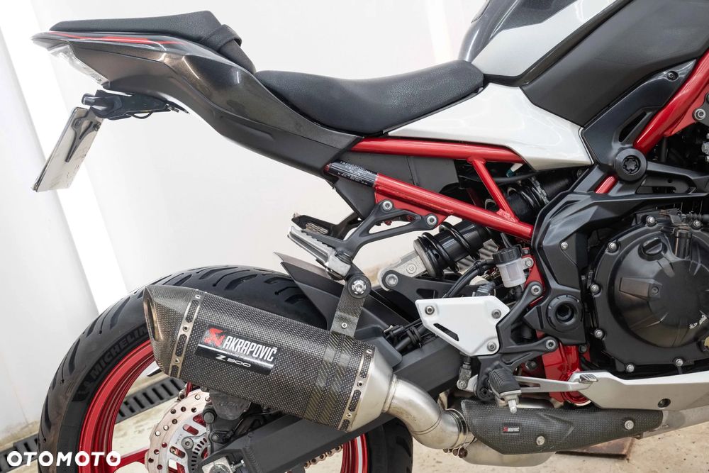 Kawasaki Z 900 - 15