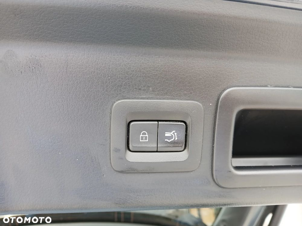 Mazda CX-30 2.0 mHEV Hikari 2WD - 8