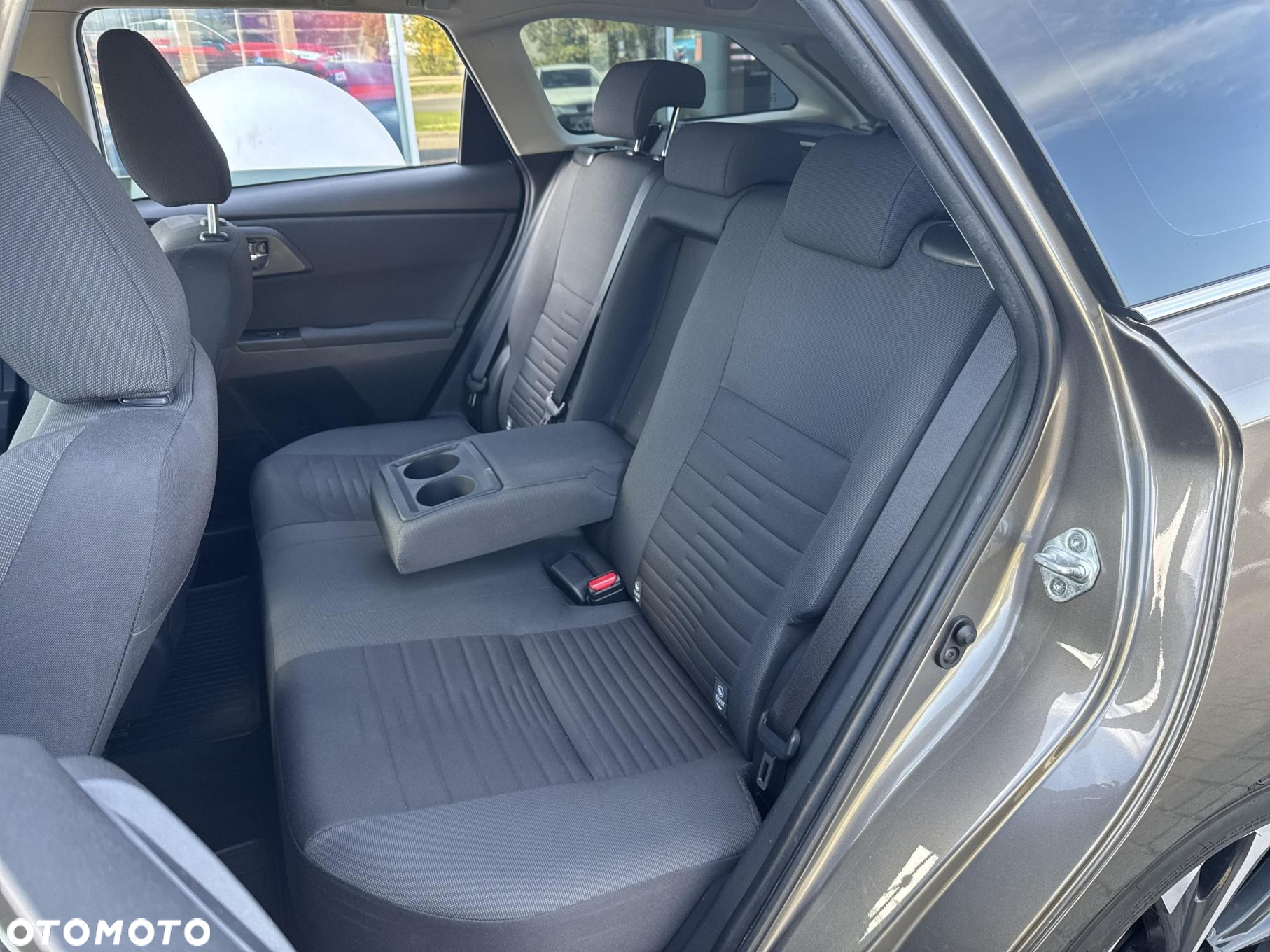 Toyota Auris 1.6 Premium Comfort - 19