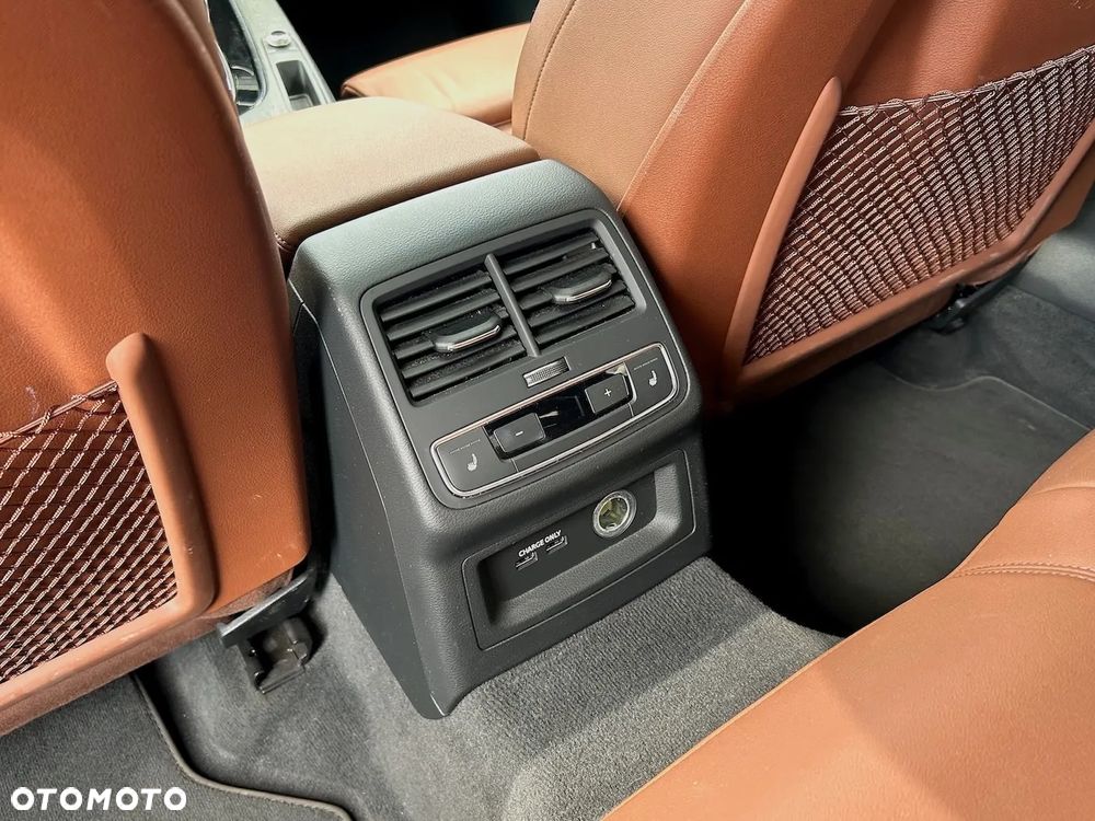 Audi A4 2.0 TFSI Quattro Sport S tronic - 28