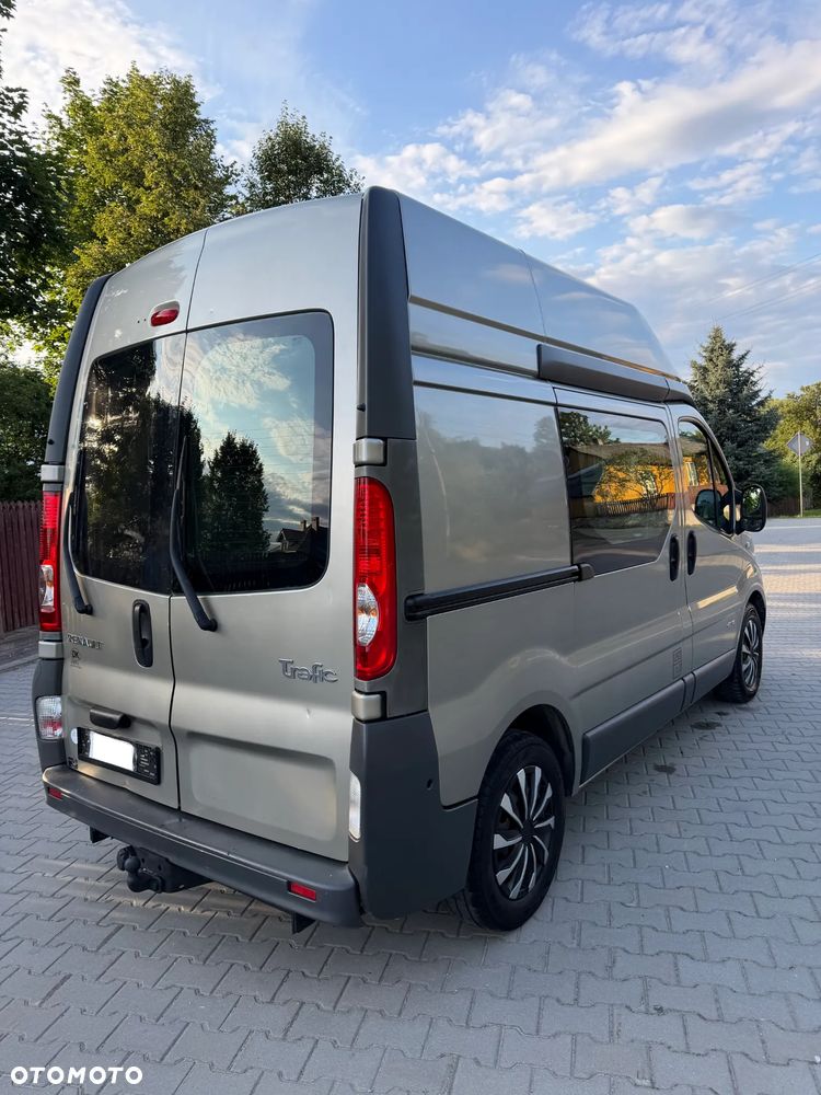 Renault Trafic - 14