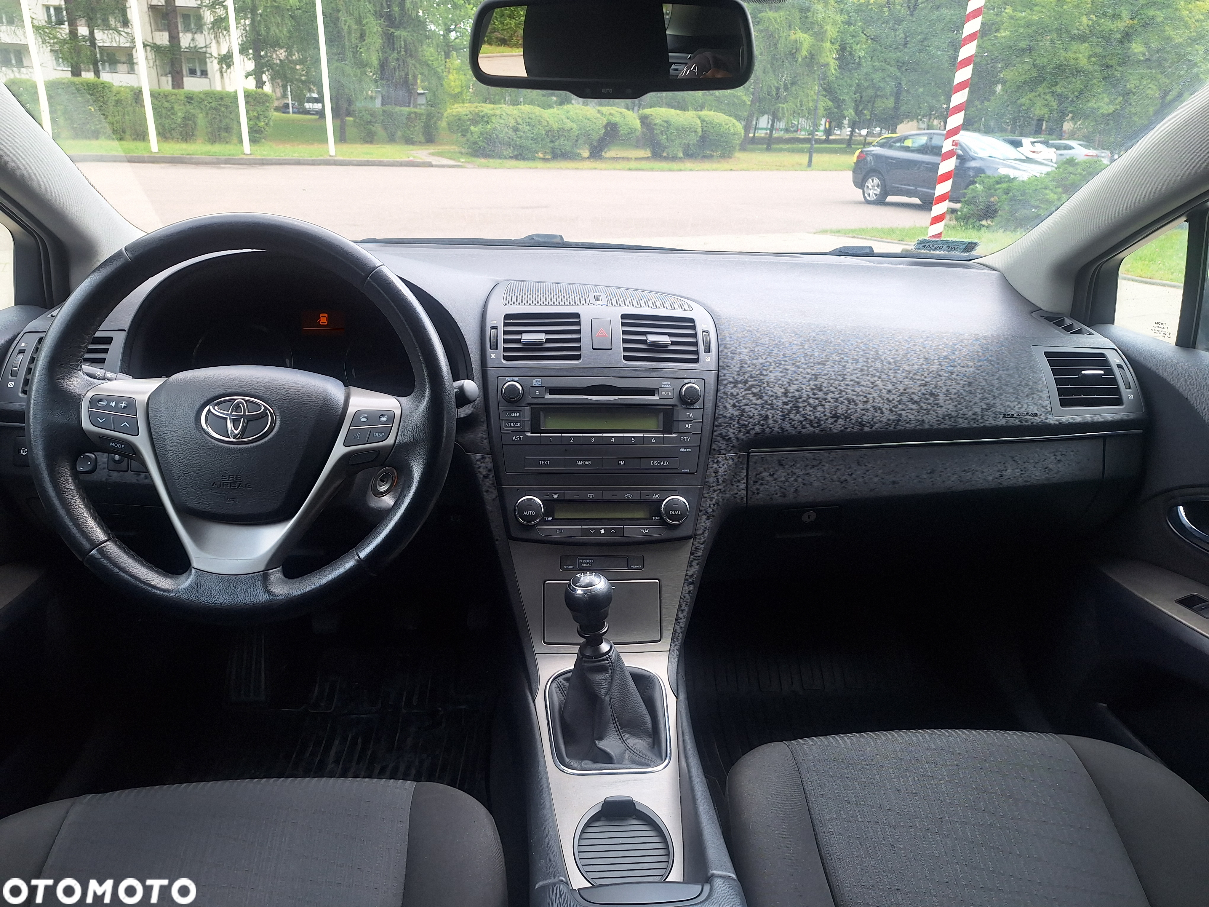 Toyota Avensis - 7