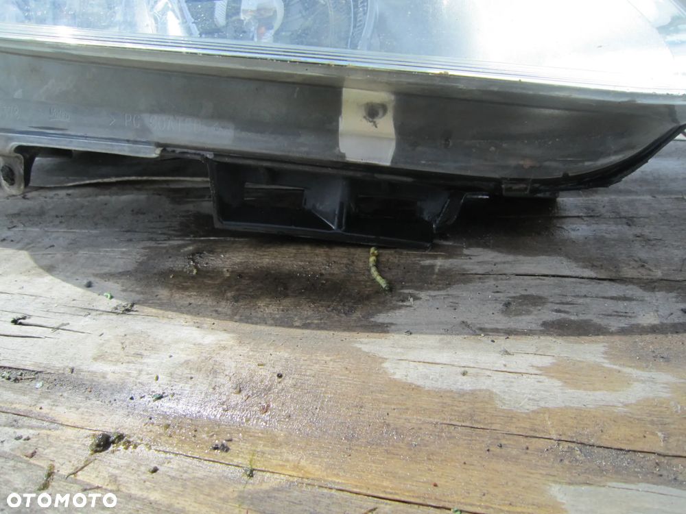 Lampa przód przednia prawa Opel Corsa D 13186384 Anglik - 5